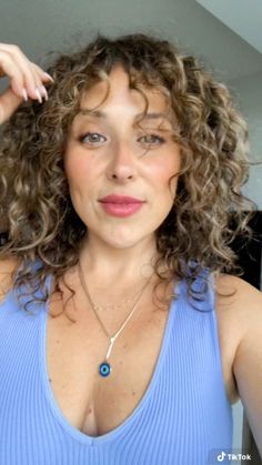 Bangs With Shag, Curly Hair Fringe, Curly Fringe, Natural Curly Hair Cuts, Fine Curly Hair, Layered Curly Hair, How To Cut Bangs, Curly Bangs, Shag Hairstyles