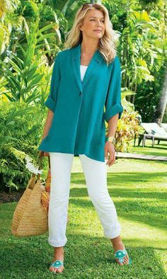 Mode Over 50, Fashion Over Fifty, Over 60 Fashion, Fashion For Women Over 40, 60 Fashion, Over 50 Womens Fashion, Fashion Over 40, 50 Fashion