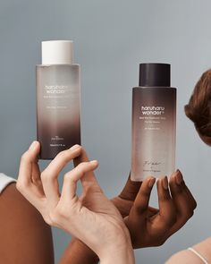 This fragrance-free adaptation of the acclaimed Black Rice Hyaluronic Toner offers a balanced synergy of hydration and revitalization, tailored to address the unique needs of sensitive skin types. Central to this formulation is the fermented black rice extract, a true skincare gem. The fermentation process enhances the potency of black rice, resulting in a nutrient-rich elixir that replenishes, nourishes, and supports the skin's natural resilience. Enriched with essential amino acids, vitamins, Toner For Sensitive Skin, Black Skincare, Organic Flowers, Haruharu Wonder, Model Shots, Skincare Branding, Tinted Gloss, Black Skin Care, Alcohol Free Toner