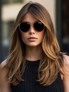 2024 Hair Trends, Haircuts For Medium Length Hair, Hairstyles For Layered Hair, Haircuts For Medium Hair, Mid Length Hair, Haircuts For Long Hair, Hair Inspiration Color, Long Bob, Long Hair Cuts