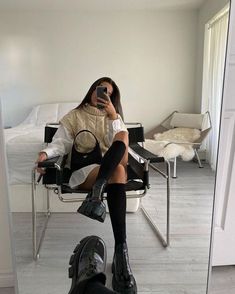 Knee High Socks Outfit, High Socks Outfits, Mode Dope, Socks Outfit, Sock Outfits, Chique Outfits, Mode Inspo, 가을 패션