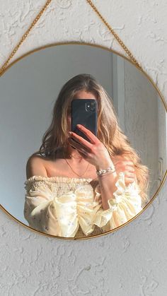 Watch this Idea Pin by @chani_tani ·   OOTD  Jewellery Details mirror selfie. #cover #instagram #post Eastictics Photo, Photos To Spice Up Your Insta, Aesthetic Insta Pictures At Home, Easy Instagram Picture Ideas, At Home Instagram Pics, Mirror Selfie Ideas, Insta Photos, Shotting Photo