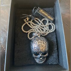 Decorative Skull Pendant Chain Necklace With Crystal Eyes. Stainless Steel. 24inches Long. Brand New. Please Contact Me With Any Questions. Thank You Scorpion Fashion, Horseshoe Bracelet, Mens Necklace Pendant, Crystal Eyes, Cube Necklace, Snake Pendant, Gold Chain With Pendant, Crystal Eye, Skull Jewelry