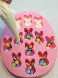 Easter Celebration Ideas, Bunny Bark, Easter Bunny Bark, Easter Deserts, Easter Party Food, Easter Snacks, Easter Desserts Recipes