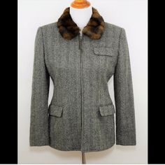 Ralph Lauren Women's 4 P - Black & White Wool Tweed Knit Jacket Coat - Faux Fur A Really Stylish Fitted Wool/Silk Coat. The Collar Is A Brown Faux Fur. Size: Women's 4 Petite Composition: 55% Silk, 45% Wool Armpit To Armpit: Approximately 19.5" Length: Approximately 25" No Stains, Rips, Holes, Or Bad Odors Jacket Shows Very Light Wear. This Is A Very Warm And Fully Lined Coat. Please Carefully Examine Pictures As They Best Demonstrate The Condition Of The Item. Ralph Lauren Tweed Coat, Silk Coat, Black And White Tweed, White Tweed, Ralph Lauren Womens, Knit Jacket, Faux Fur Coat, Wool Jacket, Jacket Coat