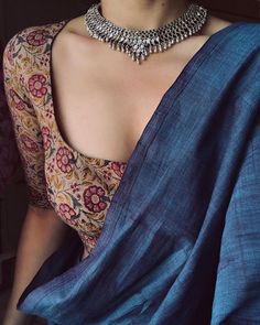 Saree Jackets, Saree Blouse Styles, Cotton Saree Blouse, Saree Floral, Saree Jewellery, Cotton Saree Designs, Modern Saree, Indian Saree Blouses Designs