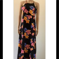 Nwot 28 Palms Women's Xs Tropical Hawaiian / Luau Shift Fit And Flare, Maxi Dress, Floral Pattern, Black Color, Halter Neck, Single Button Closure And Side Zipper, 100% Viscose, Made In China, Machine Washable, Pullover, Sleeveless Armpit To Armpit 19” Length From Armpit 48.5” Waist One Way Flat 15” Length From Shoulder 53” Floral Print Stretch Maxi Dress For Night Out, Casual Stretch Maxi Dress For Date Night, Black Stretch Maxi Dress For Day Out, Fitted Black Casual Maxi Dress, Casual Fitted Black Maxi Dress, Black Lined Maxi Dress For The Beach, Lined Black Maxi Dress For The Beach, Black Fitted Maxi Dress For Vacation, Fitted Black Maxi Dress For Vacation