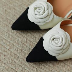 Sandals Luxury, Flower Shoes, Closed Toe Sandals, Slingback Flats, Toe Sandals, Strap Heels, Luxury Brand, Nice Shoes, Wedding Shoes