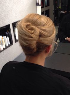 Women’s Hair Updos, French Twist Aesthetic, The French Twist, Vintage French Twist Updo, Blond Hair Updos, Hairstyle French Twist, French Hair Updo, French Twists Updo, Blonde French Twist