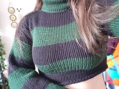 Ive had my sentro 1 week now and so far Ive made 3 sweatersabsolutely adding a turtle neck from now oni love how clean the end result looks Knitting Machine Top Patterns, Machine Knit Sweater, Knitting Machine Top, Crochet Dreams, Creation Myth, Alex Russo, Crop Top Pattern