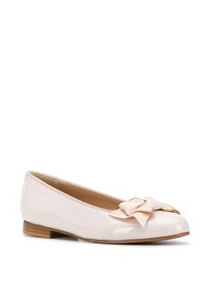 Shop Scarosso Cloe ballerina shoes with Express Delivery - FARFETCH Elegant Flats With Satin Bow, Formal Cream Slip-on Flats, Elegant Flats With Satin Bow And Round Toe, Elegant Ballet Flats With Rubber Sole, Elegant Flats With Bow And Round Toe, Feminine Beige Low Heel Flats, Elegant Ballet Flats With Satin Bow, Chic Beige Ballet Flats With Rubber Sole, Feminine Beige Flats With Low Heel