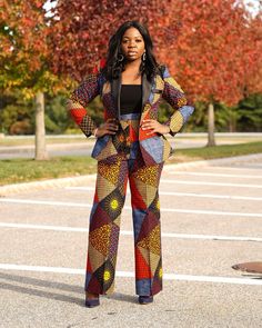 Kitenge Trouser Suits For Ladies, Ankara Trouser And Shirt For Ladies, Trouser And Top For Ladies, Adire Fabric, Ankara Trousers, Top For Ladies, Stylish Naija, Short African Dresses