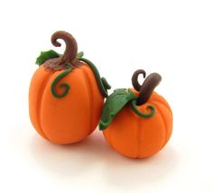 Polymer Clay Projects Diy, Clay Pumpkins, Polymer Clay Kunst, Sculpey Clay, Polymer Clay Diy