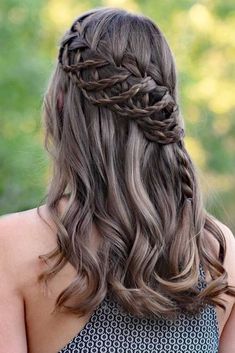 Celtic Hairstyles Braids, Waterfall Braid Hairstyle, Long Box Braids, French Braid Hairstyles, Waterfall Braid, Wedding Hair Down, Penteado Cabelo Curto, Hair Haircut, Long Wavy Hair