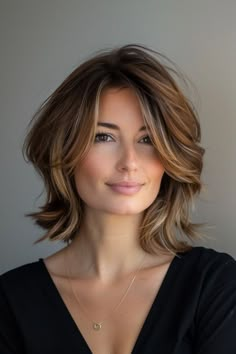 Haircuts For Medium Hair, Medium Hair Cuts, Shoulder Length Hair, Medium Length Hair Cuts, Hair Transformation, Hair Today, Great Hair, Layered Hair, Length Hair