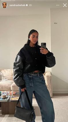 Sandra Shehab Outfits, Sandra Shehab, Look Jean, Black Leather Handbag, Mode Vintage, Winter Fashion Outfits, Looks Vintage, Fashion Killa, Outfits Casuales