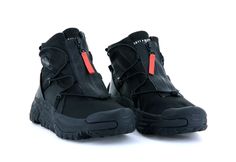 Cyberpunk Shoes, Techwear Shoes, Waterproof Shoes For Men, Palladium Shoes, Futuristic Shoes, Futuristic Style, Mens Boots Fashion, Mens Fashion Casual Outfits, Dark Wear