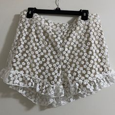 Amaryllis White Lace Floral Shorts With Nude Lining. Never Worn. Feminine White Lace Bottoms, White Bottoms With Lace Trim For Spring, White Lace Vacation Bottoms, White Lace Bottoms For Day Out, White Feminine Short Length Shorts, Short Lace Bottoms For Spring, White Feminine Shorts, Feminine White Bottoms For Vacation, Feminine White Shorts For Day Out