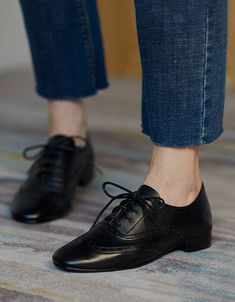 OBIONO Vintage British Style Black Oxford Shoes — Obiono Women Wingtip Shoes Outfit, How To Style Oxford Shoes Women, Style Oxford Shoes, Oxford Shoes For Women, Women Oxfords, Flat Oxford Shoes, Brown Oxford Shoes, Oxford Shoes Style