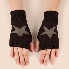 Autumn Winter Knitted Gloves Y2k Unisex Pentagram Pattern Half Finger Gloves Outdoor Warm Coldproof Fingerless Gloves Printed Gloves, Short Gloves, I'm Broke, Swaggy Outfits, Star Girl, Dream Clothes, Star Patterns, Star Print, Y2k Style