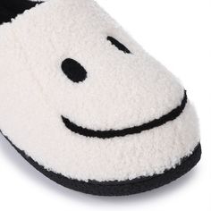 "Women Men House Slippers,Memory Foam Slippers,Gift for Women,Outdoor Indoor House slippers caring the feet somehow It is a convenient anti-skid design slipper, along with a comfortable man-made plush fleece lining. Also, it encompasses the feet very well and offers unbelievable comfort." Fuzzy Slides, Smile Icon, Slide Slippers, Sneaker Slippers, Collars For Women, Round Toe Heels, House Shoes, House Slippers, Outdoor Woman