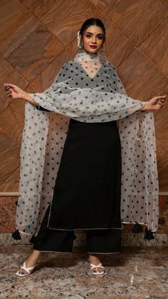 Polka Dot Suits Women Indian, Polka Dots Kurti Indian, Suits For Women Indian, Dupatta Dress, Black Kurti, Ethnic Wears, Design Kurta, Lawn Dresses