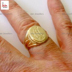 ❤️About the Item❤️ ✔ A round signet men's ring handcrafted by experienced craftsmen in real solid gold symbolizing life and positivity.  ❤️DISCOUNT AND OFFERS❤️ ✔ Please contact us for any discounts or offers that are available on this item. We also provide discounts on bank transfers. Please check the payments methods below! ❤️CUSTOMIZATION❤️ ✔ Please check our designs listed in our store and don't hesitate to contact us with any custom made jewelry piece. ✔ We can engrave custom text of your c Signet Ring For Men, Precious Jewels, Ring For Men, White Gold Band, Men's Ring, Valentine Gift, Signet Ring, Solid Yellow, Custom Rings