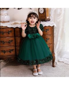 Get 10% off now! Buy toddler girls sequined party dress with bubble sleeves 10 colors at cheap price online. Free stable shipping and pro custom service since 2009. Flower Girl Wedding Dress, Midi Tulle Dress, Wedding Dress Skirt, Girl Wedding Dress, Baby Girl Princess Dresses, Flower Girl Wedding, Cheap Flower Girl Dresses, Dress Pesta, Performance Stage