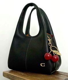 Tas Fashion, Red Cherry, Elegante Casual, Trik Fotografi