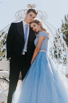 Blue tulle two pieces long prom dress blue formal dress Size: US 2, US 4, US 6, US 8, US 10, US 12, US 14, US, 16 US2 Bust(inch)32 1/2 Waist(inch)25 1/2 Hips(inch)35 3/4 Shoulder to Floor(inch)58US4 Bust(inch)33 1/2 Waist(inch)26 1/2 Hips(inch)36 3/4 Shoulder to Floor(inch)58US6 Bust(inch)34 1/2 Waist(inch)27 1/2 Hips(inch)37 3/4 Shoulder to Floor(inch)59US8 Bust(inch)35 1/2 Waist(inch)28 1/2 Hips(inch)38 3/4 Shoulder to Floor(inch)59US10 Bust(inch)36 1/2 Waist(inch)29 1/2 Hips(inch)39 3/4 Shoul Homecoming Poses With Date, Girlfriend Poses, Hoco 2022, Hoco Poses, Photography Major, Blue Tulle Prom Dress, Two Piece Evening Dresses, Bday Decor