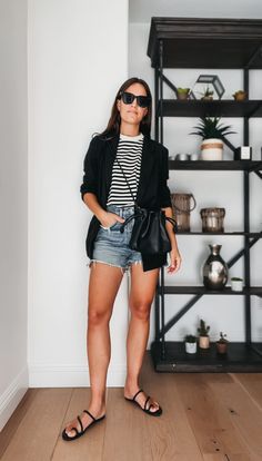 One Week of Outfits (August Capsule, Days 24 – 30) | Natalie Borton Natalie Borton Summer, Summer Basics Wardrobe, Minimalist Outfits Women Minimal Chic, Summer Mom Outfits, Natalie Borton, Week Of Outfits, Summer Basics, Summer Capsule Wardrobe, Minimal Outfit