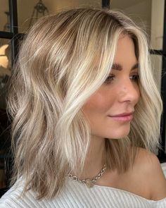 Fine Hair Cuts, Short Hairstyles Fine, Fine Straight Hair, Blonde Hair Inspiration, Bob Hairstyles For Fine Hair, Haircuts For Fine Hair, Shoulder Length Hair, Medium Length Hair Cuts