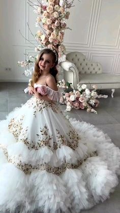 Lace Princess Wedding Dresses, Fashionable Baby, Bridal Chura, Kids Dress Collection, Wedding Dresses For Kids, Sewing Wedding Dress, Stylish Wedding Dresses, Baby Dress Design