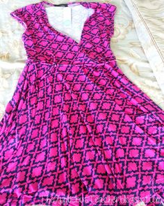 Stitch Fix Geo Print Wrap Dress- LOVE EVERYTHING ABOUT THIS DRESS- COLOR, STYLE! Wrap Dresses, Teacher Style, Printed Wrap Dresses, Geo Print, Really Cute Outfits, Mom Style