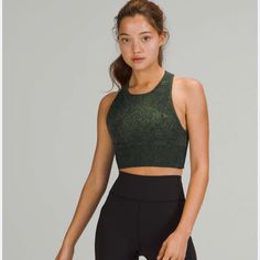 Lululemon Ebb To Train Sports Bra - Size 6 - Mix Rainforest Green/Green Twill Color (Brand New Tags Still Attached) Longline Bra, Lululemon Sports Bra, Training Day, Womens Bras, Sports Bra Sizing, Bra Women, High Neckline, Sports Women, Soft Fabrics