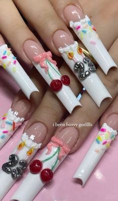 20th Birthday Nails Ideas, Almond Nails French Tips, Red Nails Halloween, Black Nails Simple, Junk Nails Bling, Pink Nails Fall, Gel Nails Almond, Sqaure Nails