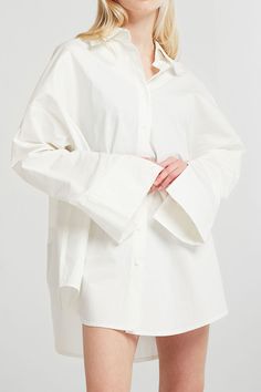 Shop Ariana Oversized Fit Shirt at storets. Discover more Shirts & Blouses bloggers approved as seen on Instagram White Oversize Shirt Outfit Women, Oversized White Shirt Outfit, White Oversized Shirt Outfit, Oversized Shirt Outfit, 2019 Outfits, Oversized White Shirt, Cotton Shirts Women, Oversized Button Down Shirt, Oversized Shirts