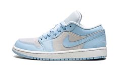 The Air Jordan 1 Low “Football Grey/Aluminum” is a colorway of Michael Jordan’s first signature shoe in its low-top silhouette that unofficially pays homage to his alma mater, the University of North Carolina.  Jordan famously starred for the UNC Tar Heels college basketball team in the early 1980s, and helped the team win an NCAA National Championship in 1982.  The “Football Grey/Aluminum” features accents in the primary color found on the Tar Heels’ team uniforms, light blue or Carolina Blue. Jordan 1 Low Grey, Logo Wings, Air Jordan 1 Low White, Jordan 1 Low White, Jordan Model, Nike Air Jordan 1 Low, Baskets Adidas, Womens Air Jordans, Jordan Sneakers