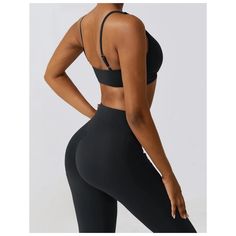 Discover comfort and performance with the B|FIT STUDIO Leggings. These leggings are crafted from high-performance, breathable fabric for an optimal fit during workouts. A waistband with extra support ensures lasting comfort, while the angled pattern lines create a stylish silhouette. Upgrade your active wardrobe today. Sports Tights With Seamless High Stretch, Seamless High Stretch Sports Tights, Compressive Go-dry Tights For Gym, Micro-elastic Go-dry Gym Tights, Compression Seamless Gym Tights, High Stretch Light Support Activewear For Gym, Compressive Leggings With Light Support For Sports, Compressive Sports Leggings With Light Support, Compressive Seamless Leggings For Training