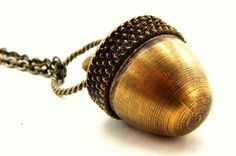 Acorn Necklace - An Acorn with a Secret  Fall Fashion - Capsule Container  Pendant Necklace - by Gwen DELICIOUS  Fashion Jewelry on Etsy, $42.00 Floating Diamond Necklace, Vintage Locket, The Bling Ring, Acorn Necklace, Ashes Necklace, Bird Necklace, Fashion Capsule, Cremation Jewelry, Locket Necklace