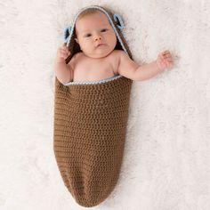 Red Heart Baby Cocoon | Yarnspirations Knitted Sleeping Bag, Knitting Patterns Cocoon, Beginner Youtube, Crochet Cocoon, Crochet Baby Cocoon, Cozy Crochet Patterns, Crochet Cozy, Baby Cocoon, Easy Crochet Patterns Free