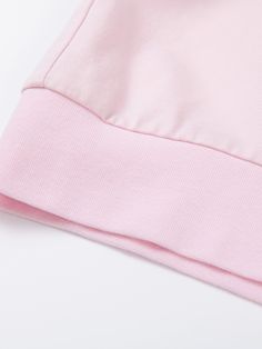 Details: Low saturation light pink splicing T-shirt Round neck, ribbed hem Slightly closed cuffs and elasticated hem Short fit Materials & Care: Cotton 100% Hand wash | Dry clean Do not bleach Size & Fit: Model is 5'7", Bust 32, Waist 24, Hips 35, wearing a size S Item #: WM2TE31 Spring Cotton Tops With Elastic Cuffs, Pink Spring Tops With Ribbed Cuffs, Pink Relaxed Fit Tops With Ribbed Cuffs, Pink Tops With Ribbed Cuffs And Relaxed Fit, Pink Tops With Ribbed Cuffs In Relaxed Fit, Sale Promotion, Chic Me, Shirt Style, Light Pink