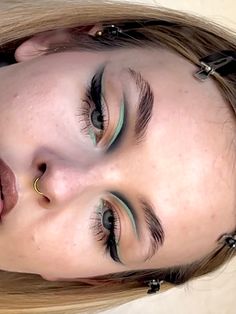 Bumbo, Cute Eye Makeup, Work Makeup, Makeup List, Graphic Eyeliner, Makeup Tut, Dope Makeup, Makeup Eye Looks