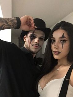 Easy Halloween Makeup For Couples, Halloween Couple Makeup Ideas, Simple Guy Halloween Costume, Halloween Makeup Couples, Couple Halloween Makeup