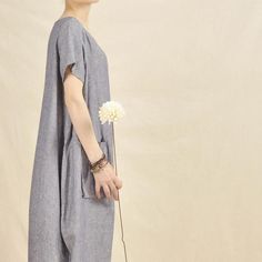 light blue oversize maxi dress natural linen cotton fabricThis dress is made of cotton linen fabric, soft and breathy, suitable for summer, so loose dresses to make you comfortable all the time.Measurement: Size M Length:111cm//43.7" Shoulder:35cm//13.8" Bust:110cm//43.3" Waist: 128cm//50.4" Sleeve Length: 21cm//8.3" Sleeve Cir: 54cm//21.3" Hem: 114cm//44.9" Size L Length:112cm//44.1" Shoulder:36cm//14.2" Bust:114cm//44.9" Waist: 132cm//52" Sleeve Length: 22cm//8.7" Sleeve Cir: 56cm//22" Hem: 11 Dresses To Make, Loose Dresses, Cotton Linen Fabric, Loose Dress, Natural Linen, Linen Fabric, Cotton Linen, Normcore, Cotton Fabric