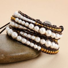 Wrap your wrist in elegance and spiritual energy with the MantraChakra Pearl and Metal Beaded Wrap Bracelet ✨. The lustrous pearls symbolize purity and connect with the Crown Chakra, fostering spiritual growth and enlightenment. The metal beads add a touch of sophistication and grounding, creating a harmonious balance. Embrace the fusion of style and spirituality as you adorn your wrist with this captivating wrap bracelet. 🌟 Materials: Fresh Water Pearl, Metal Size: 32.5 inches + 3 closures Cape Diablo, Wrap Armband, Moon Dance, Bracelet Apple Watch, Beaded Wrap Bracelets, Pearl Leather, Protection Bracelet, Beaded Wraps, 7 Chakras