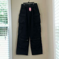 Pretty Little Thing Wide Leg Cargo Jeans In Washed Black. New With Tags Black Cargos, Wide Leg Cargo Jeans, Black Mom Jeans, Denim Flare Jeans, Red Jeans, Jeans Wide, Pretty Little Thing, Straight Leg Denim, Cargo Jeans