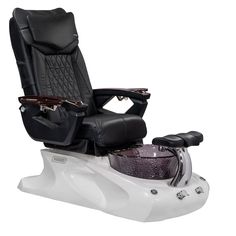 Luxury Spa Experience: Unwind and Indulge with our Top-of-the-Line Pedicure Chairs The VIGGO II Shiatsulogic LX Pedicure Chair is a top-of-the-line pedicure chair designed to provide a luxurious and comfortable spa experience. It features a heavy-duty fiberglass tub that is durable and long-lasting, making it perfect for use in busy salons and spas. The chair also includes a Shiatsulogic massage system that uses deep tissue kneading to target pressure points and provide a relaxing, therapeutic m Pedicure Chair Platform, Pedicure Tub, Pedicure Station, Folded Hands, Pedicure Chairs For Sale, Spa Chair, Pedicure Chair, Therapeutic Massage, Spa Tub