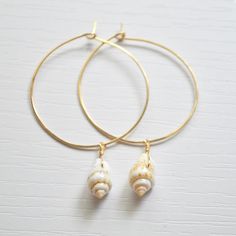 Handmade Gold Hoop Earrings For Beach, Handmade Gold Hoop Earrings For Vacation, Beachy Gold Shell Jewelry, Beachy Gold Shell-shaped Jewelry, Gold Small Hoop Jewelry For The Beach, Handmade Gold Shell With Beachy Style, Gold Coastal Shell Jewelry, Adjustable Gold Shell With Beachy Style, Adjustable Gold Shell In Beachy Style