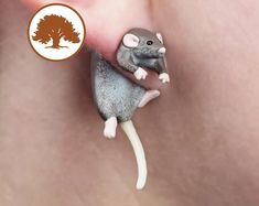 Our popular 3D printed rat earrings, now with more sewer! Ok fine, that's rude to wild rats. They don't *all* live in sewers. Point is, our other rat listing is for fancy rats and this one is for their wild city critter cousins. I'm sure they'd love to share your pizza.  These earrings are 3D printed, then painted and fitted with a stainless steel earring post and backing. They come as a pair. *Allergy information*  Stainless steel will work for most earlobe piercings, but does contain small amo Rat Earrings, Earlobe Piercings, Fancy Rats, Creepy Earrings, Ok Fine, Fancy Rat, Funny Earrings, 3d Printed Jewelry, Earring Post